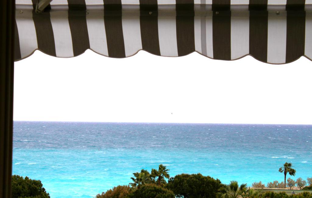 Le Riviera Plage Niza Exterior foto